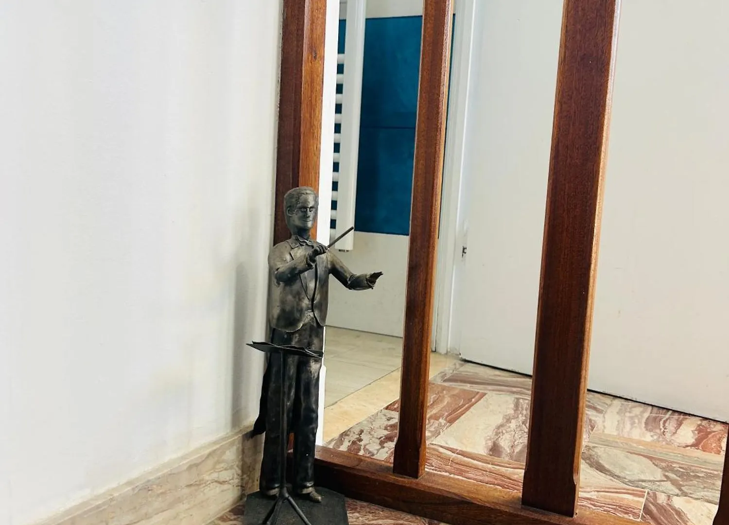 公寓 Appartement Menton Front De Mer Au Dernier Etage De 95M2 Avec Terrasse De 70M2 罗克布吕讷-卡普马丹